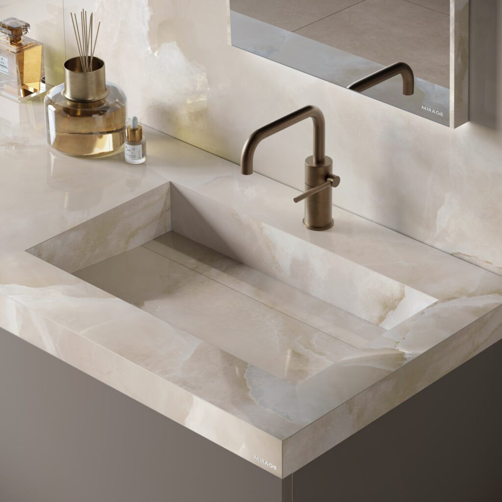 Mirage — Onyce ON02 et Glocal, Bathmood Classy